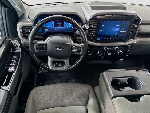 Used 2024 Ford F150 XLT image 17