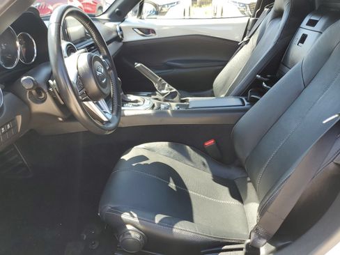 Certified 2022 MAZDA MX-5 Miata Grand Touring RWD image 15