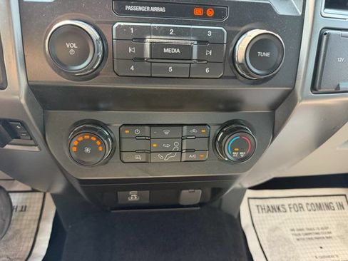 Used 2020 Ford F250 XLT w/ Snow Plow Prep Package AWD/4WD image 14