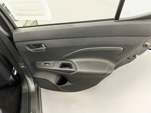 Used 2025 Nissan Versa SV FWD image 29