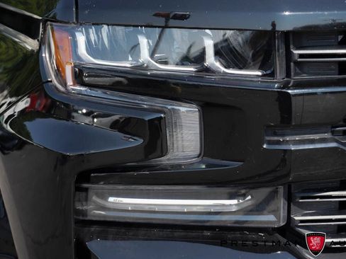 Used 2020 Chevrolet Silverado 1500 LT Trail Boss w/ Midnight Edition AWD/4WD image 17