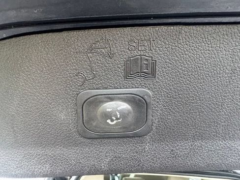 Used 2014 Ford Escape Titanium FWD image 14