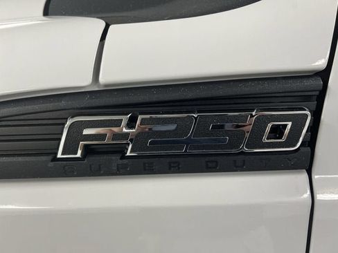 Used 2015 Ford F250 XL RWD image 25