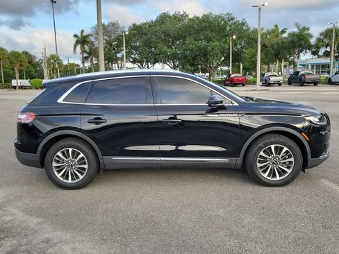 Certified 2022 Lincoln Nautilus FWD w/ Premium Package image 6