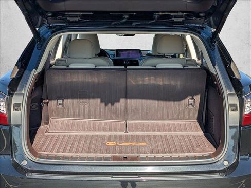 Used 2018 Lexus RX 450hL Luxury image 6