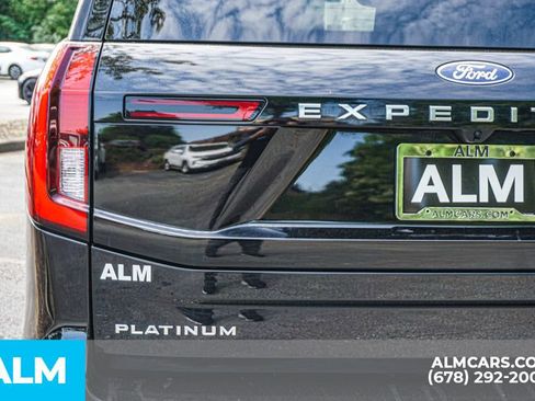 Used 2025 Ford Expedition Max Platinum AWD/4WD image 15