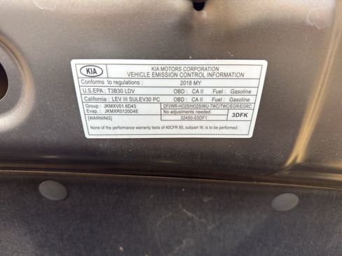 Used 2018 Kia Niro LX FWD image 19