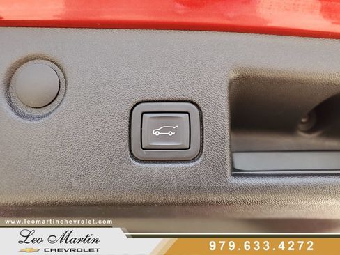 Used 2023 Chevrolet Equinox LT FWD image 8