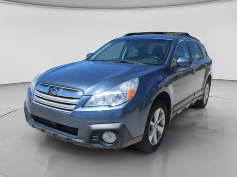 Used 2013 Subaru Outback 2.5i Premium w/ Popular Pkg 1B AWD/4WD image 2