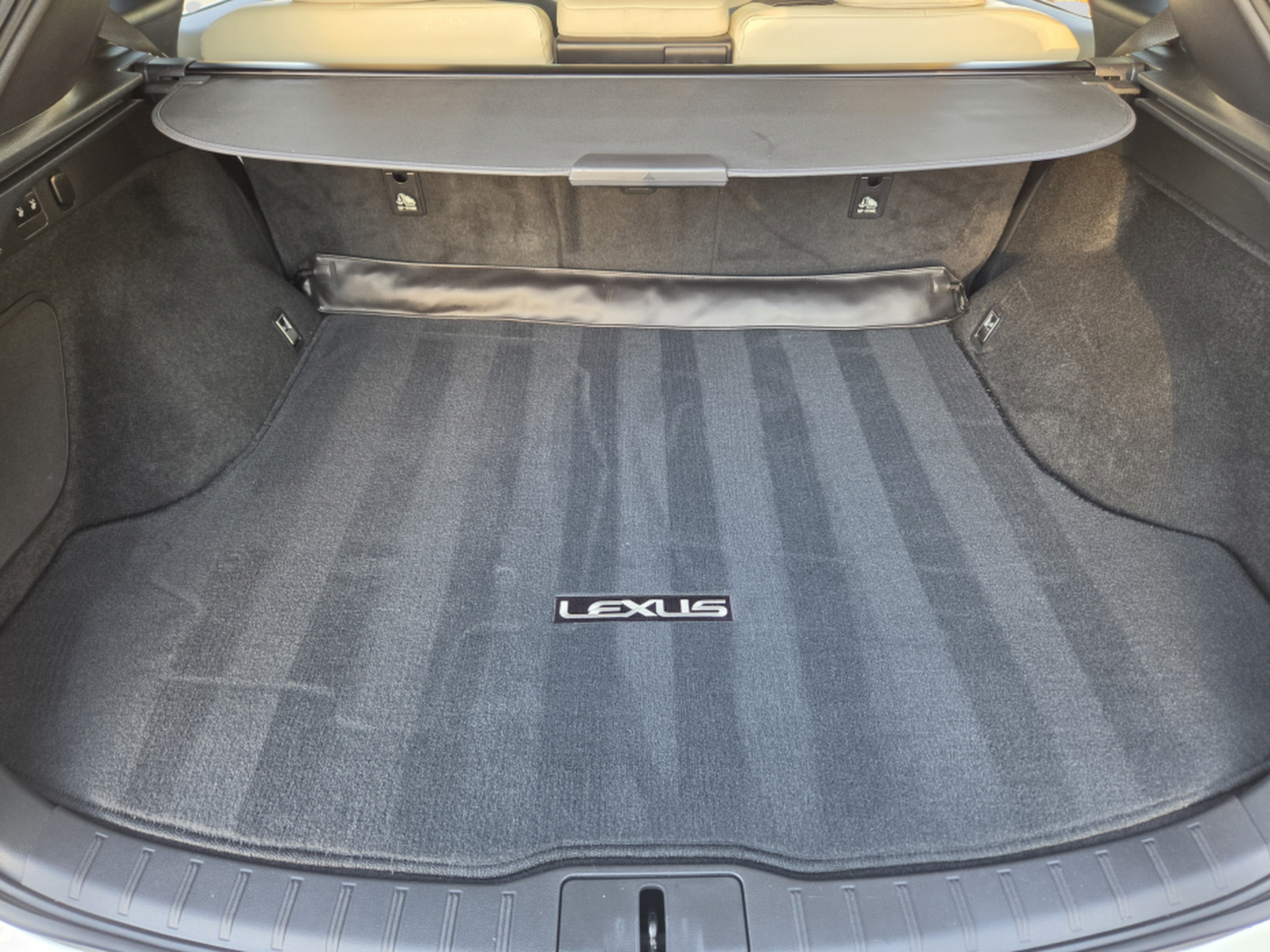 Used 2023 Lexus RX 350 Premium w/ Cold Area Package FWD image 38