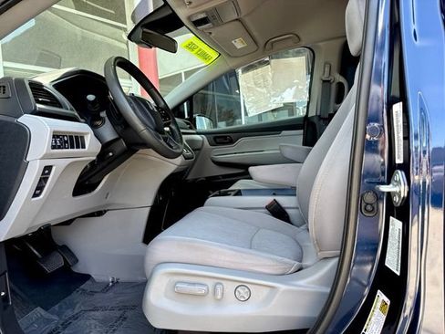 Used 2022 Honda Odyssey EX image 9