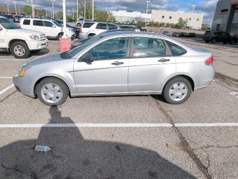 Used 2009 Ford Focus S image 3