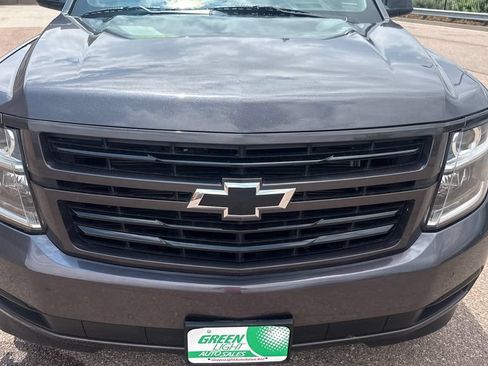 Used 2018 Chevrolet Tahoe Premier AWD/4WD image 12