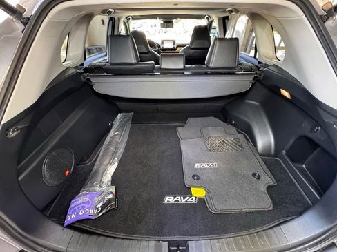 Used 2019 Toyota RAV4 XLE Premium AWD/4WD image 55