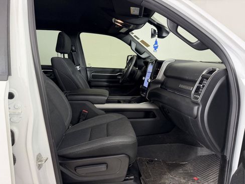 Used 2024 RAM 1500 Big Horn AWD/4WD image 14