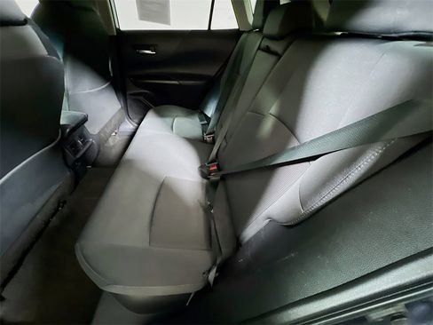 Certified 2022 Toyota Venza LE image 21