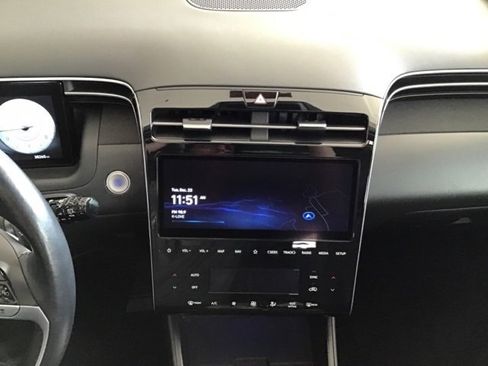 Used 2022 Hyundai Tucson Limited image 25