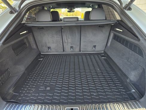 Used 2025 Audi Q8 Premium Plus image 43