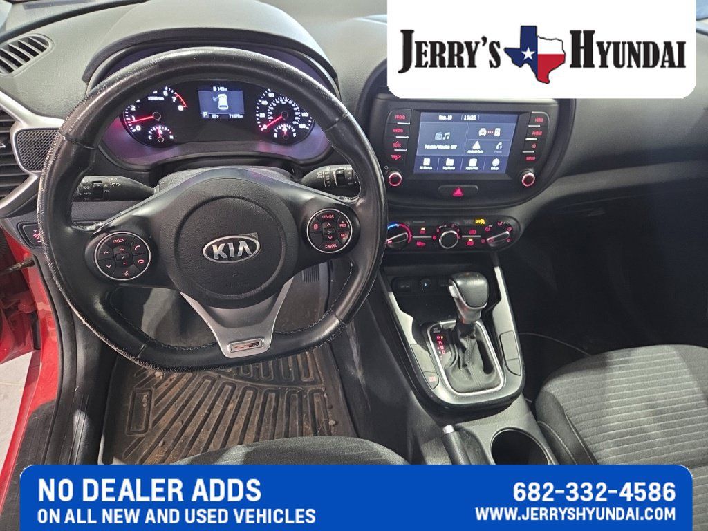 Used 2021 Kia Soul GT-Line FWD image 10