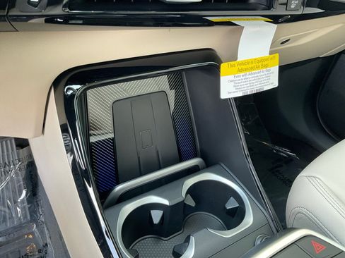 Certified 2025 BMW X1 xDrive28i w/ Convenience Package image 18