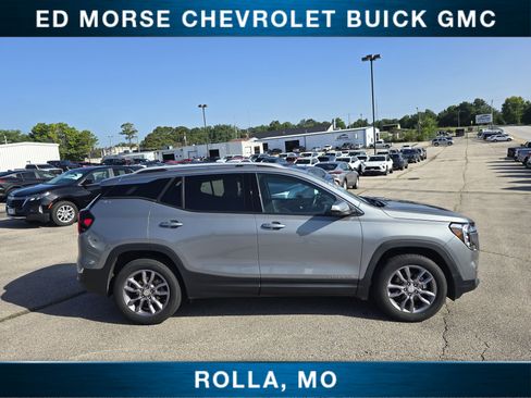 Certified 2023 GMC Terrain SLT AWD/4WD image 2