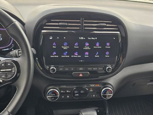 Used 2024 Kia Soul GT-Line FWD image 15