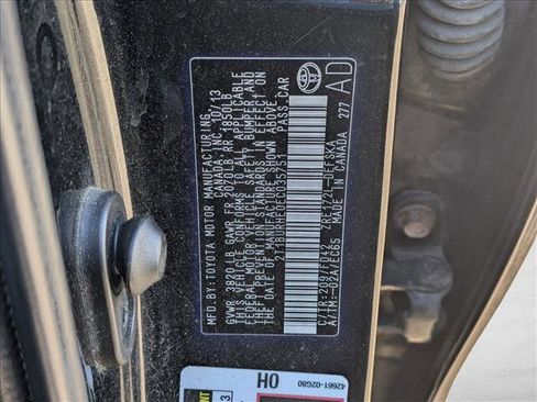 Used 2014 Toyota Corolla S image 26