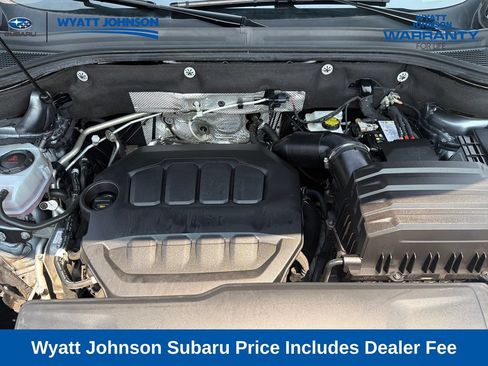 Used 2025 Volkswagen Atlas SE FWD image 17