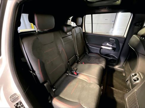 Certified 2023 Mercedes-Benz EQB 300 4MATIC image 19