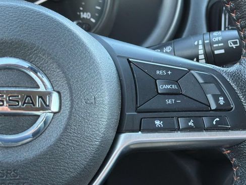 Used 2021 Nissan Kicks SR w/ SR Premium Package FWD image 11