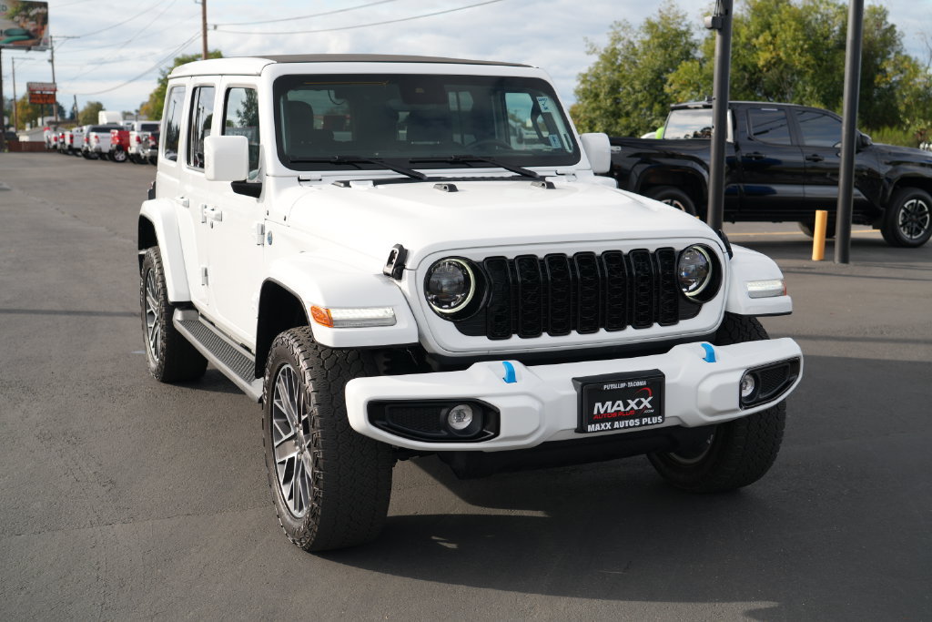 Used 2024 Jeep Wrangler High Altitude AWD/4WD image 2