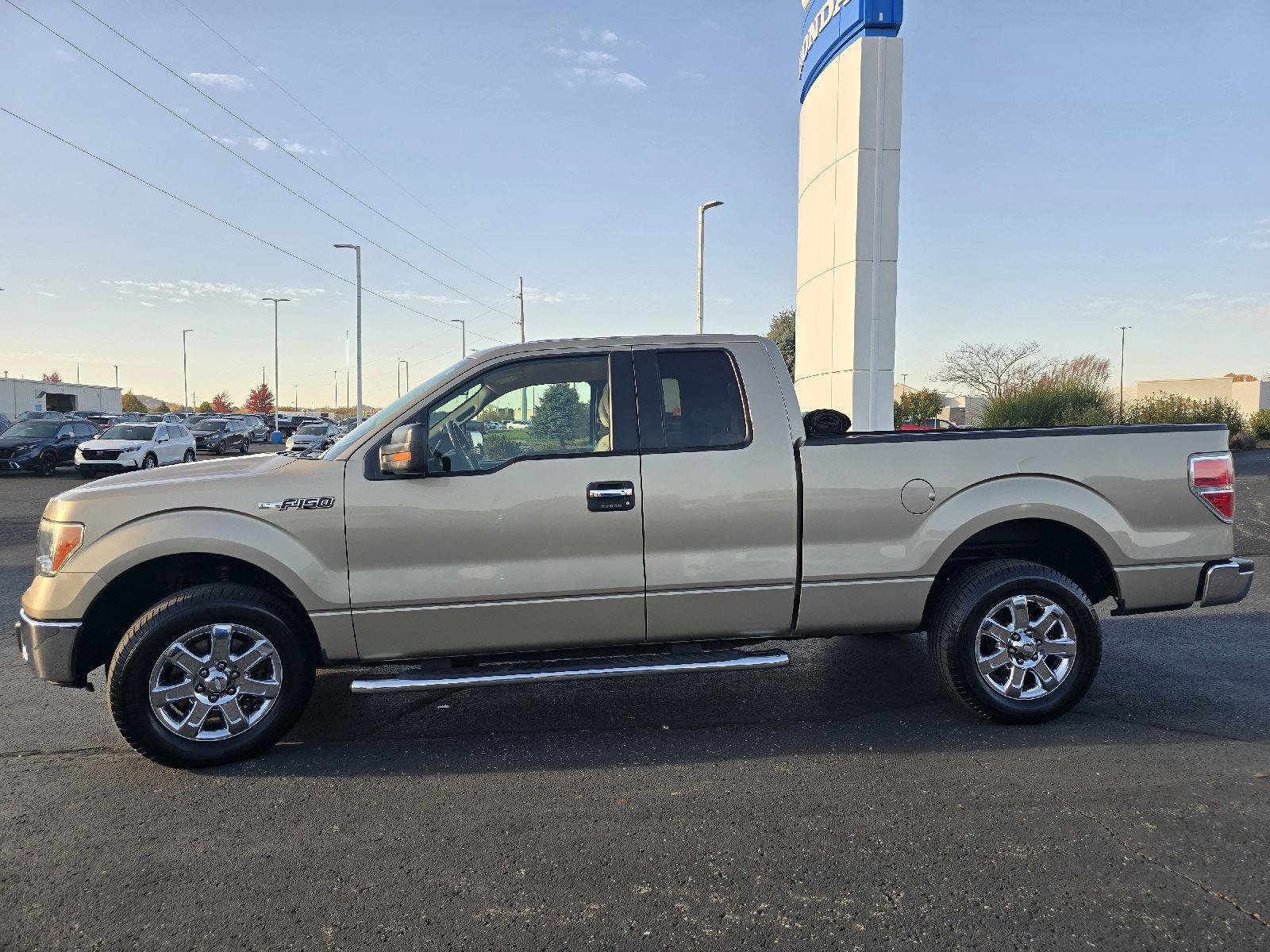 Used 2013 Ford F150 XLT w/ XLT Chrome Pkg RWD image 9