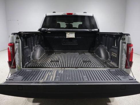 Used 2024 Ford F150 XLT AWD/4WD image 4