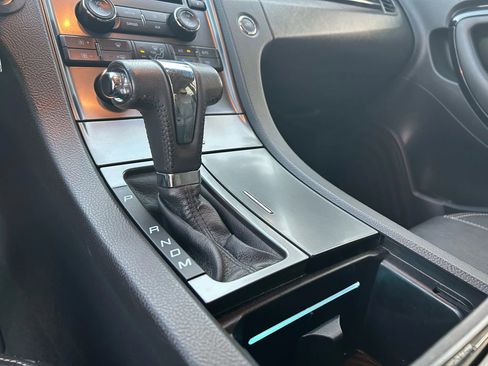 Used 2011 Ford Taurus Limited image 22