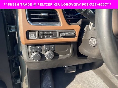 Used 2023 Chevrolet Suburban High Country image 18