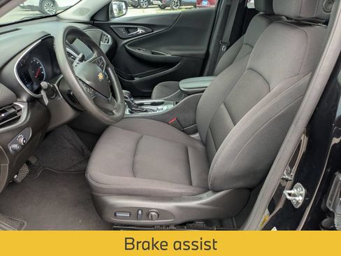 Used 2025 Chevrolet Malibu LT FWD image 14