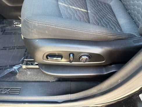 Used 2020 Chevrolet Equinox LT AWD/4WD image 28