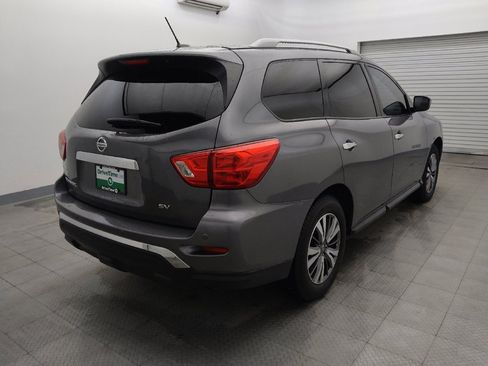 Used 2017 Nissan Pathfinder SV FWD image 9