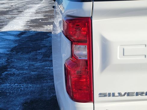 Used 2021 Chevrolet Silverado 1500 W/T w/ WT Fleet Convenience Package image 11