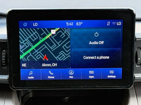 Used 2023 Ford Explorer XLT w/ Equipment Group 202A AWD/4WD image 22