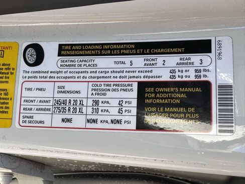 Used 2019 BMW 740i w/ M Sport Package image 25