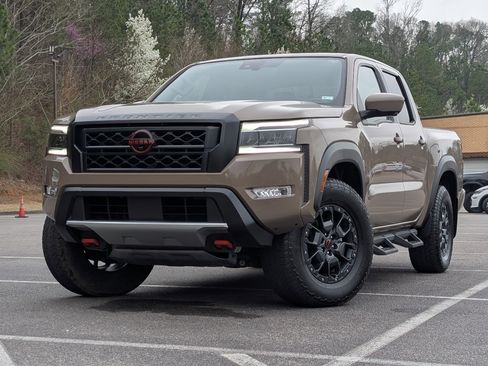 Used 2023 Nissan Frontier PRO-4X w/ Pro-4X Premium Package image 4