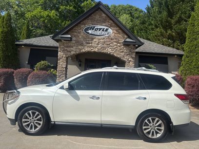 Used 2016 Nissan Pathfinder SV w/ Trailer Tow Package