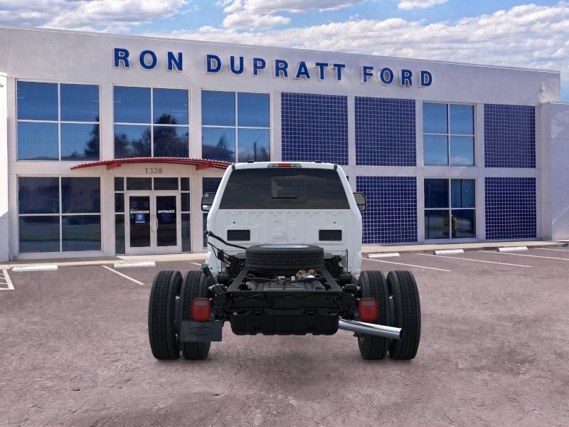New 2026 Ford F550 4x4 Crew Cab image 6