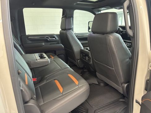 Used 2026 GMC Sierra 2500 AT4 w/ AT4 Premium Plus Package AWD/4WD image 10