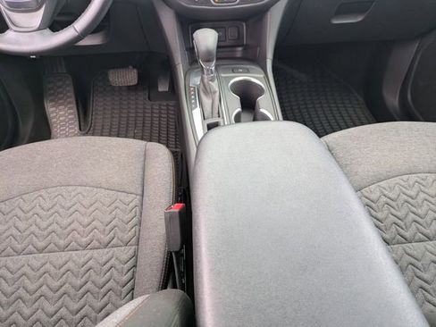 Certified 2024 Chevrolet Equinox LT w/ LPO, Floor Liner Package image 17