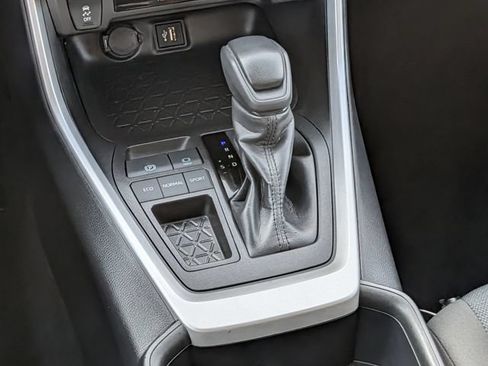 Certified 2025 Toyota RAV4 XLE w/ Convenience Package FWD image 14