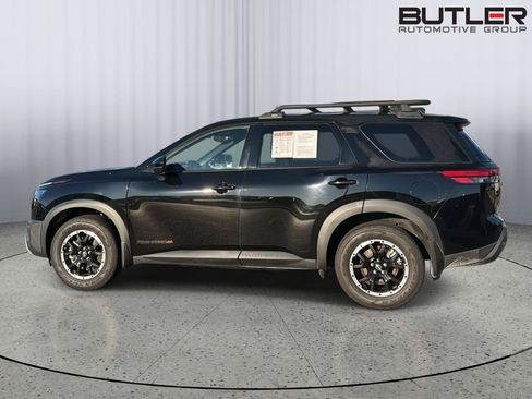 Used 2023 Nissan Pathfinder Rock Creek AWD/4WD image 3