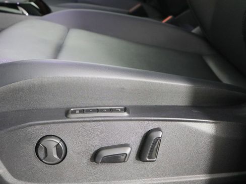 Used 2021 Volkswagen ID.4 Pro S image 24