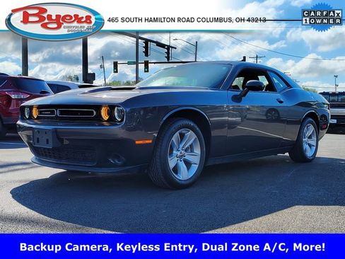 Used 2023 Dodge Challenger SXT image 9